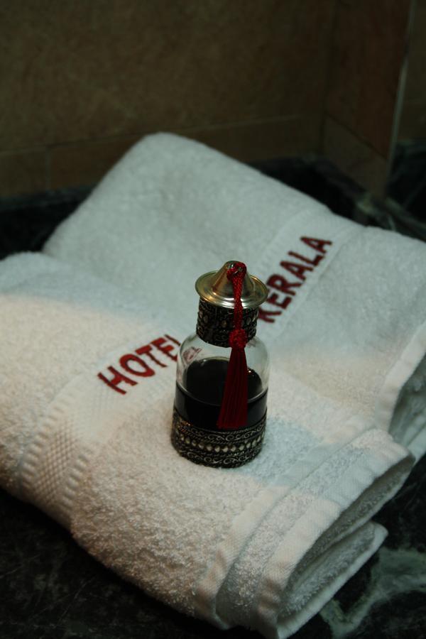 Hotel Kerala San Esteban de Pravia Kültér fotó